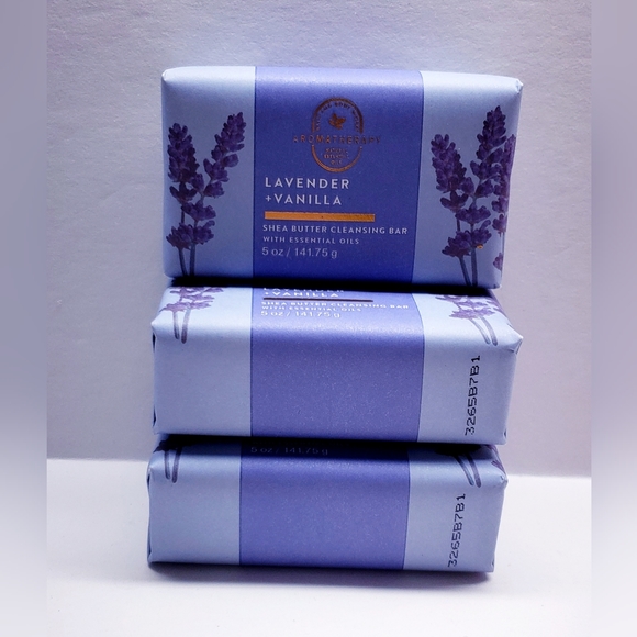 Bath & Body Works LAVENDER VANILLA Shea Butter Cleansing Bar Soap, 5 oz (3 pack) - Picture 2 of 4
